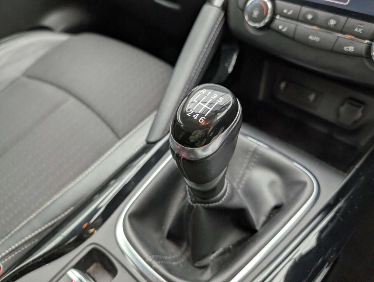 Used Renault Kadjar 2017 for sale - 77713050: Photo 16