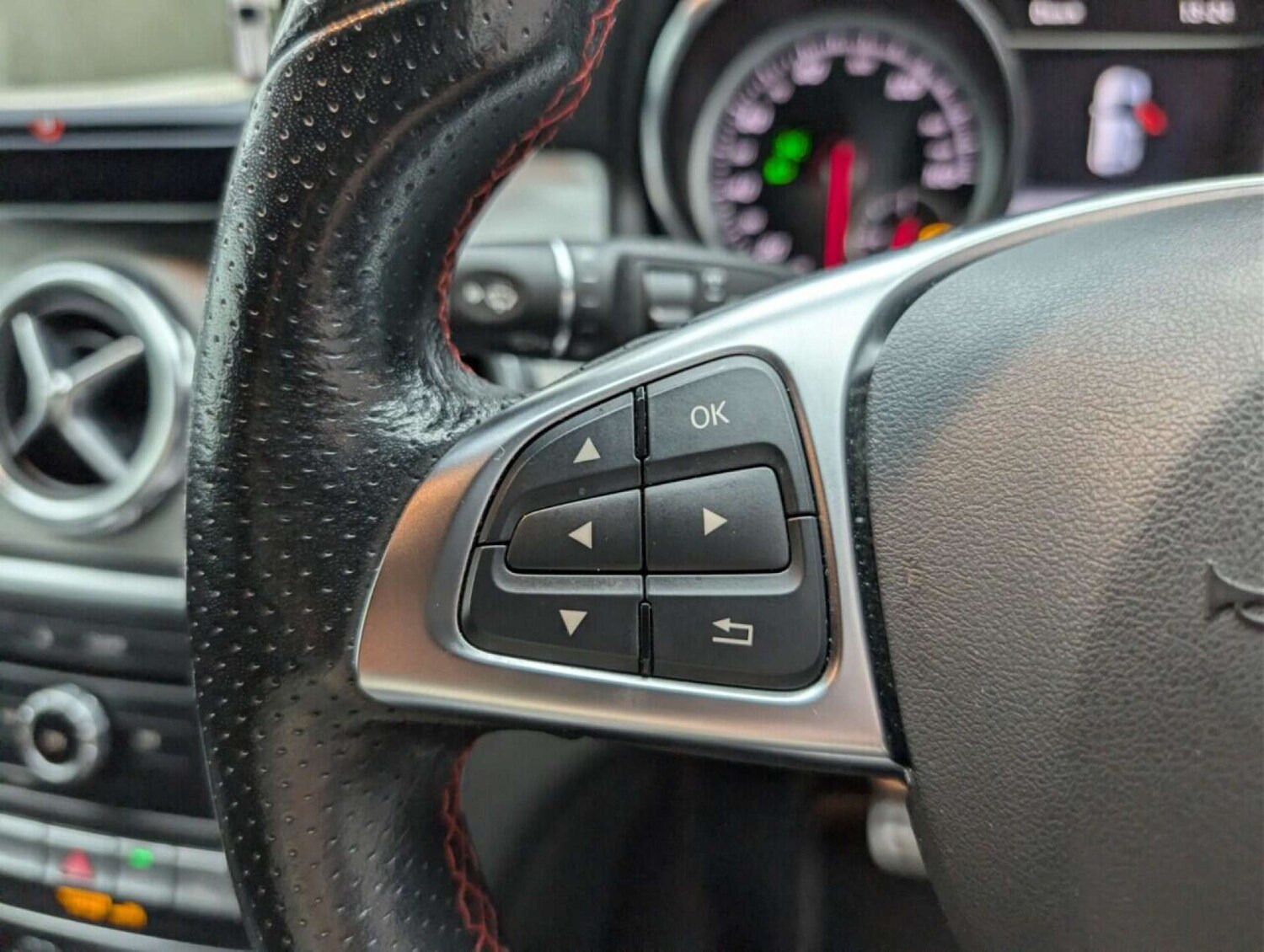 Used Mercedes-Benz GLA 2018 for sale - 77713765: Photo 19