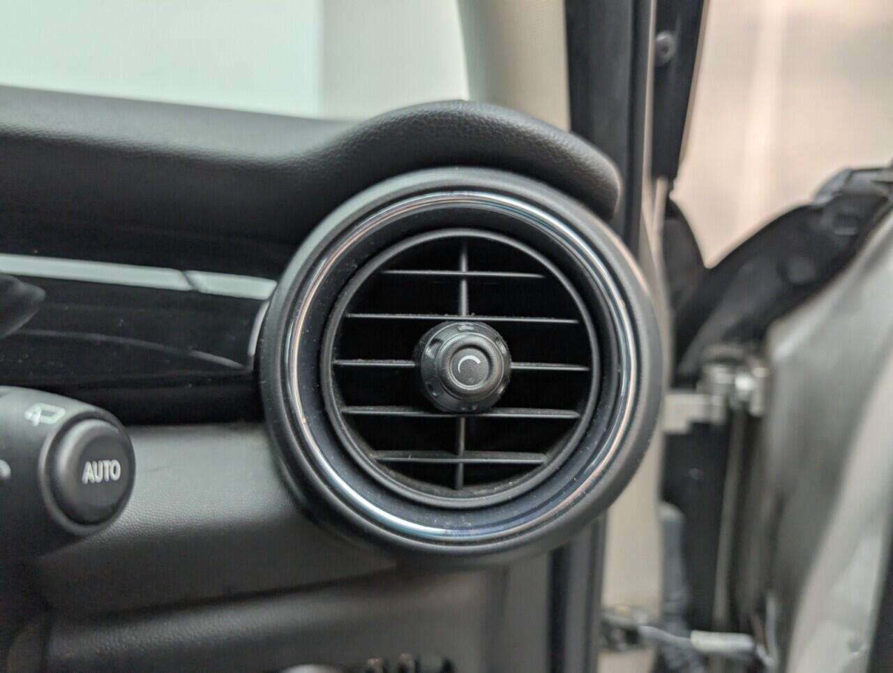 Used MINI Hatch 2016 for sale - 76424434: Photo 18