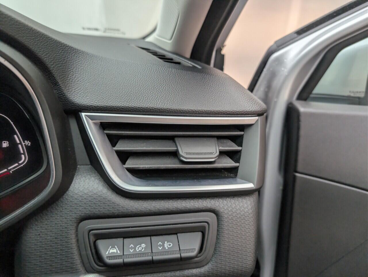 Used Renault Clio 2022 for sale - 76423469: Photo 33