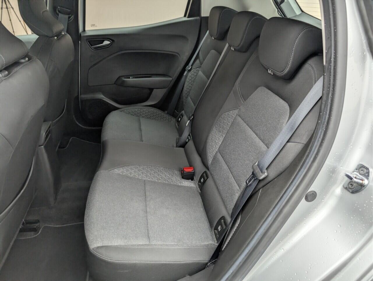 Used Renault Clio 2022 for sale - 76423469: Photo 39