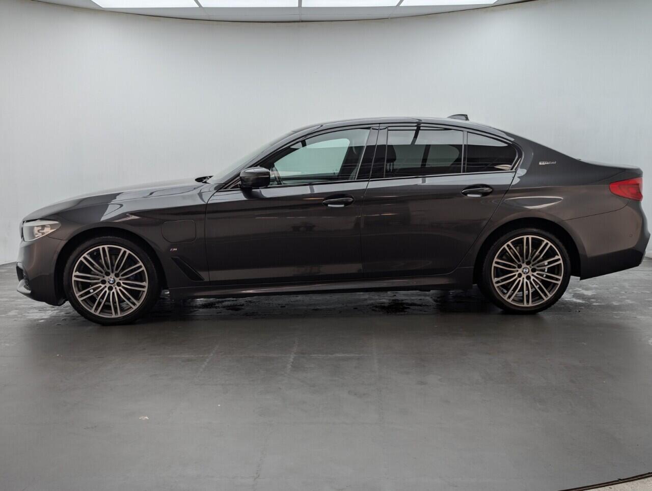 Used BMW 5 Series 2018 for sale - 76423419: Photo 5