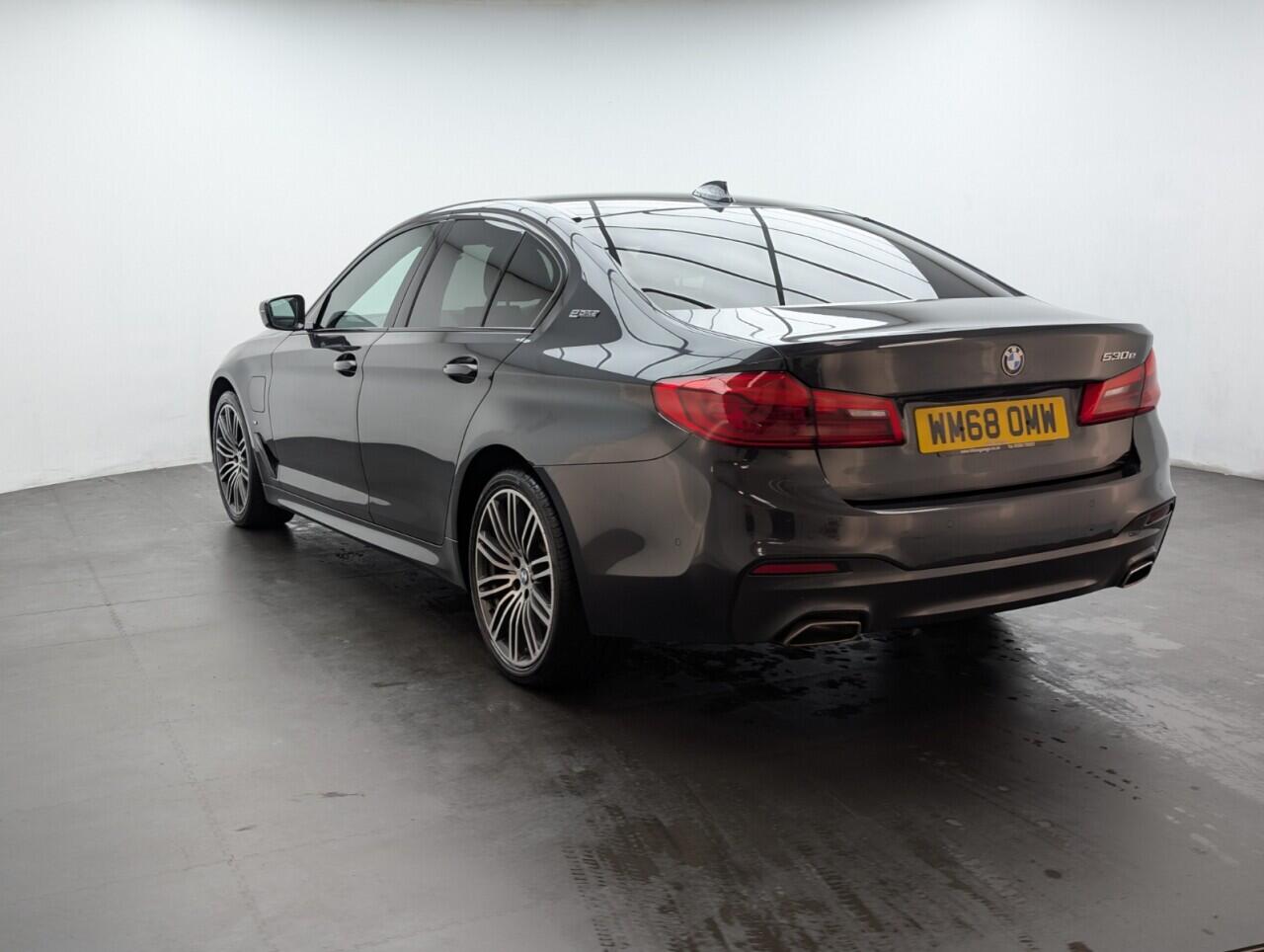Used BMW 5 Series 2018 for sale - 76423419: Photo 6