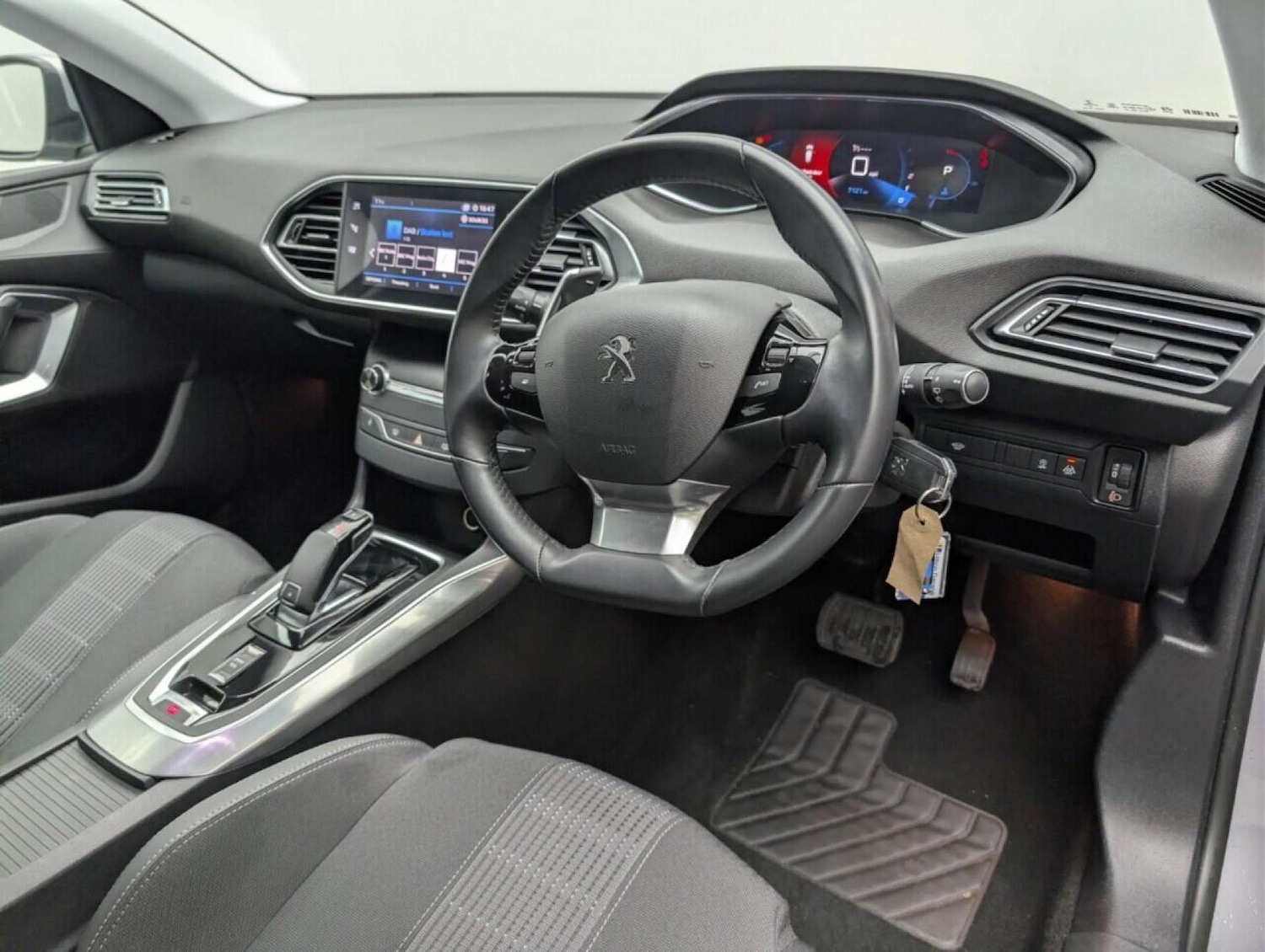 Used Peugeot 308 2021 for sale - 77714032: Photo 11