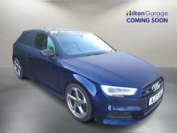 (17) - 2.0 TFSI Black Edition Hatchback 3dr Petrol S Tronic quattro Euro 6 (s/s) (