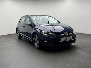 Used Volkswagen Golf 2018 for sale - 78996930: Photo