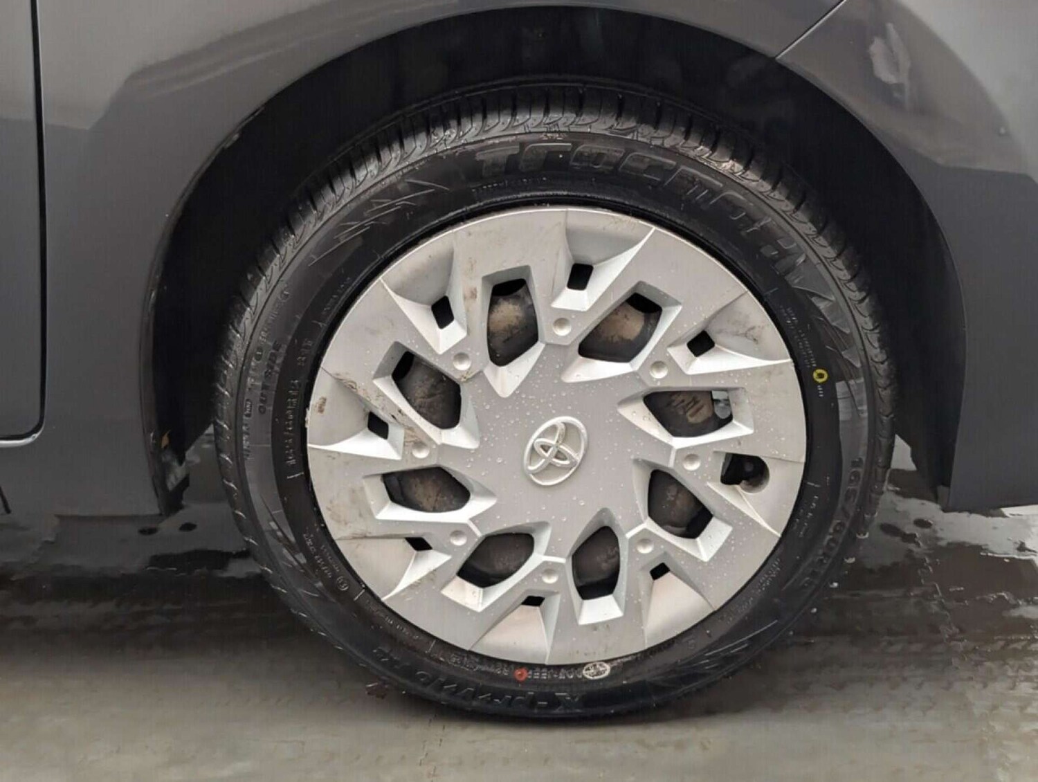 Used Toyota AYGO 2018 for sale - 77713621: Photo 10