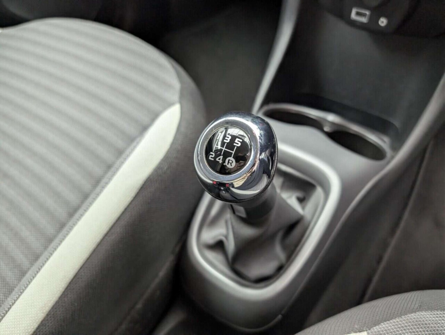 Used Toyota AYGO 2018 for sale - 77713621: Photo 17