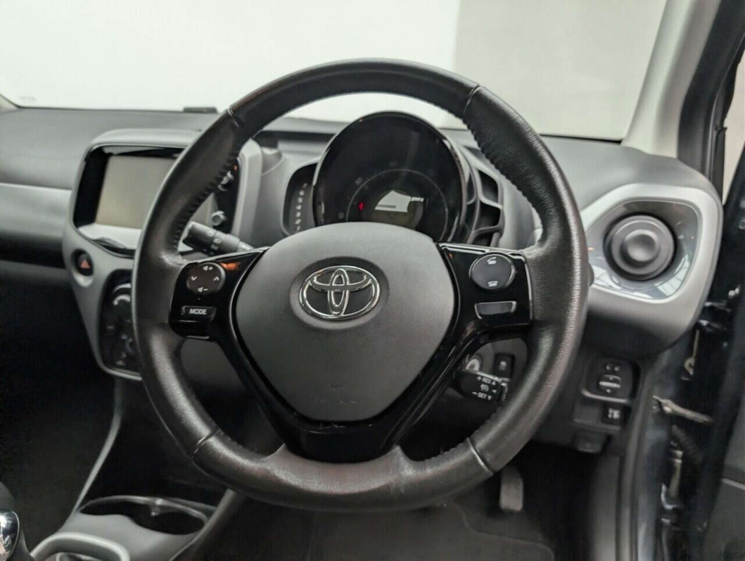 Used Toyota AYGO 2018 for sale - 77713621: Photo 21