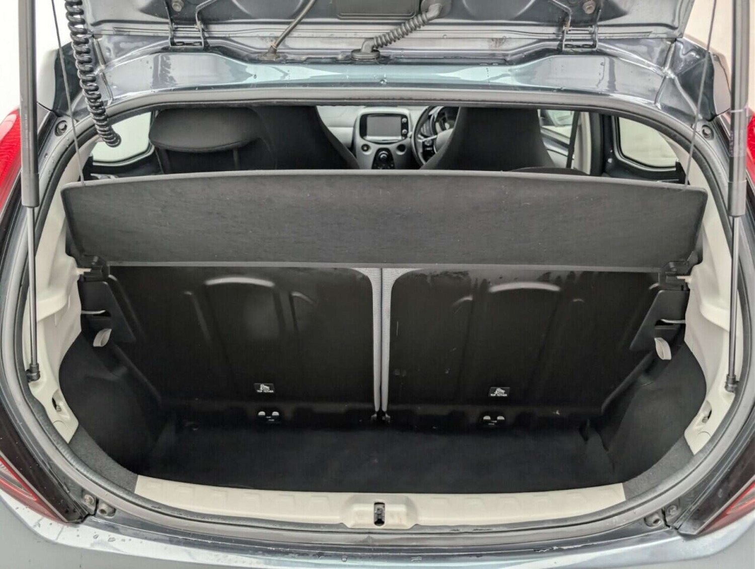 Used Toyota AYGO 2018 for sale - 77713621: Photo 24