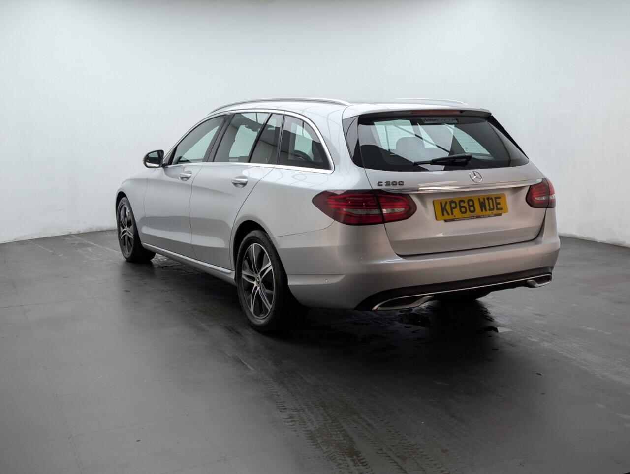 Used Mercedes-Benz C Class 2018 for sale - 76425001: Photo 6