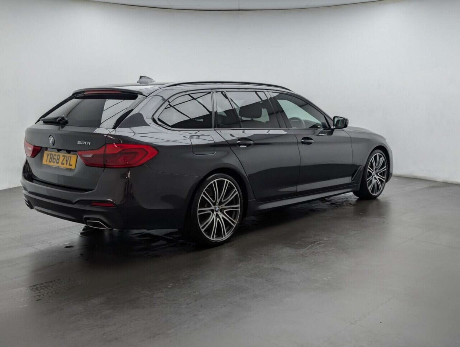 Used BMW 5 Series 2019 for sale - 77713860: Photo 8