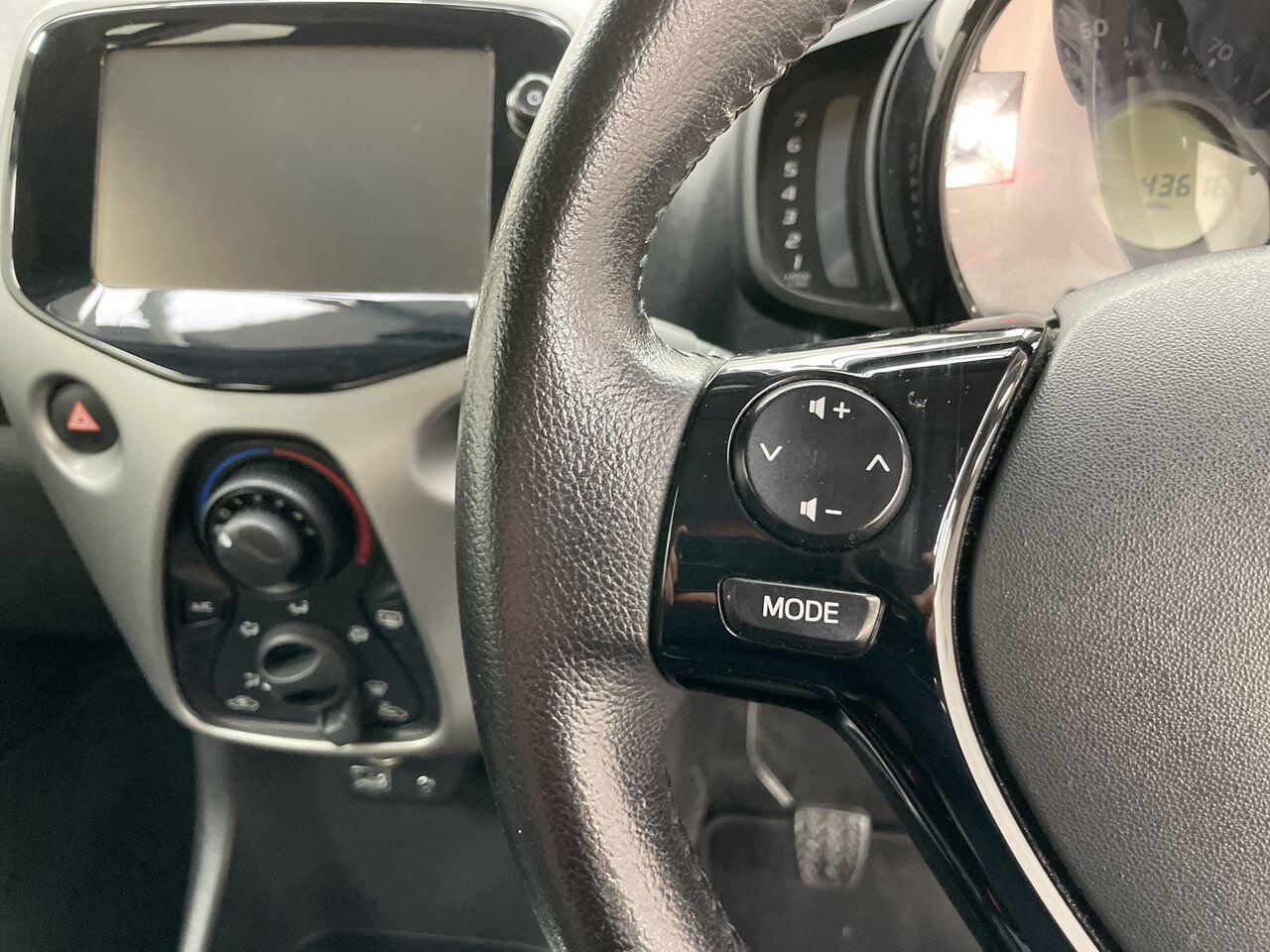 Used Toyota AYGO 2016 for sale - 77585630: Photo 20