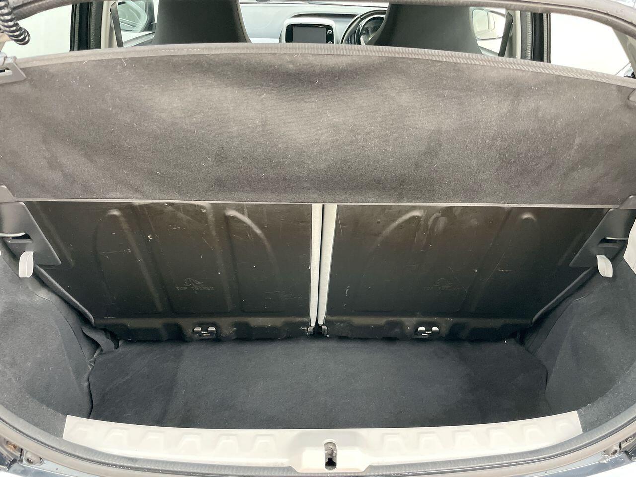 Used Toyota AYGO 2016 for sale - 77585630: Photo 28