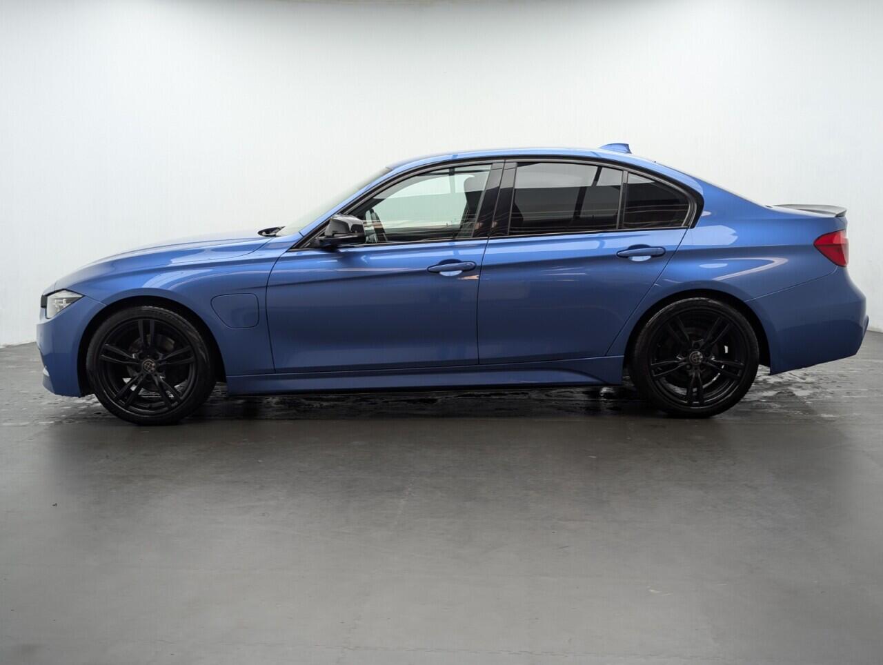 Used BMW 3 Series 2016 for sale - 77658930: Photo 15