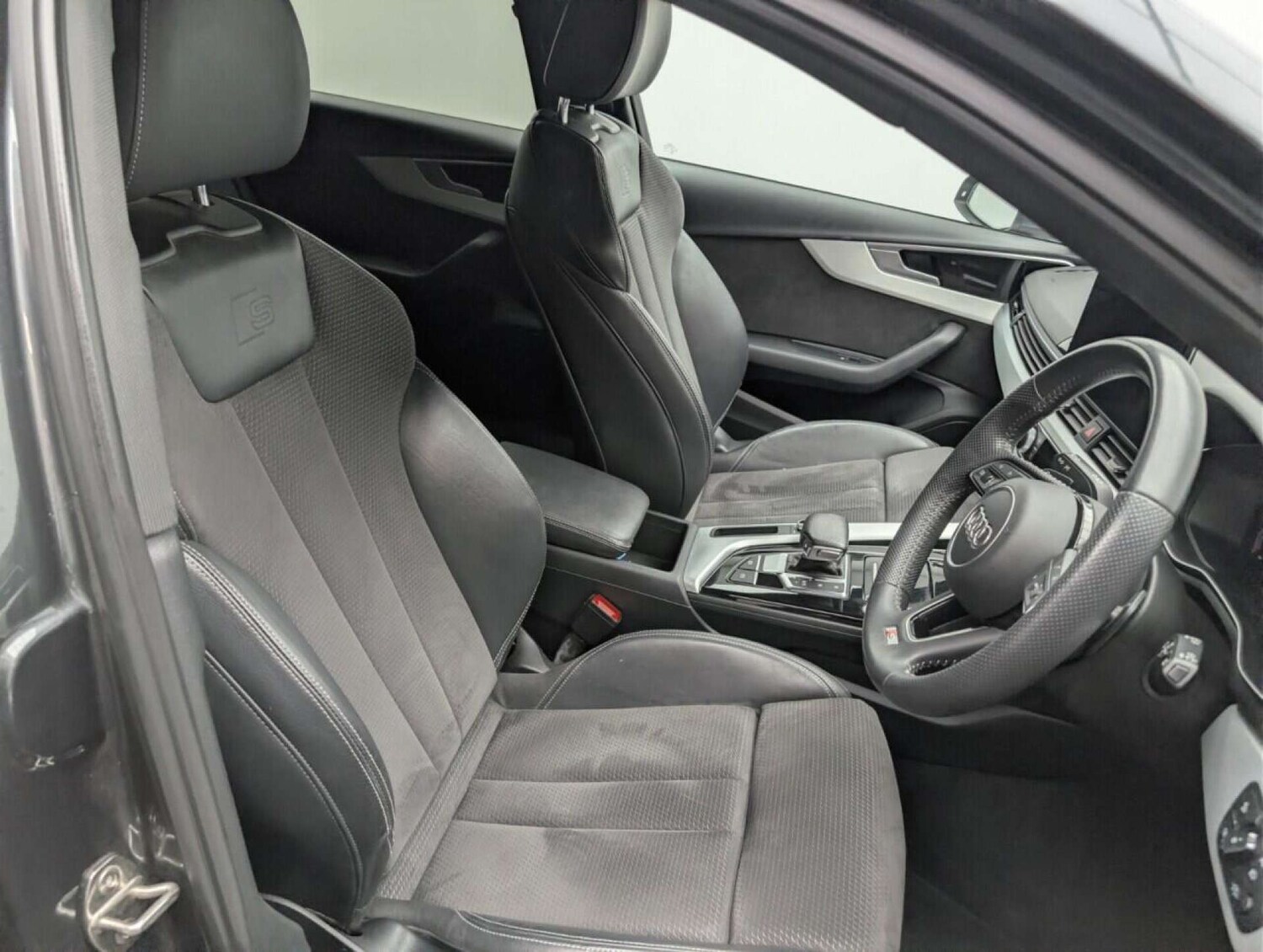 Used Audi A4 2020 for sale - 77713127: Photo 12