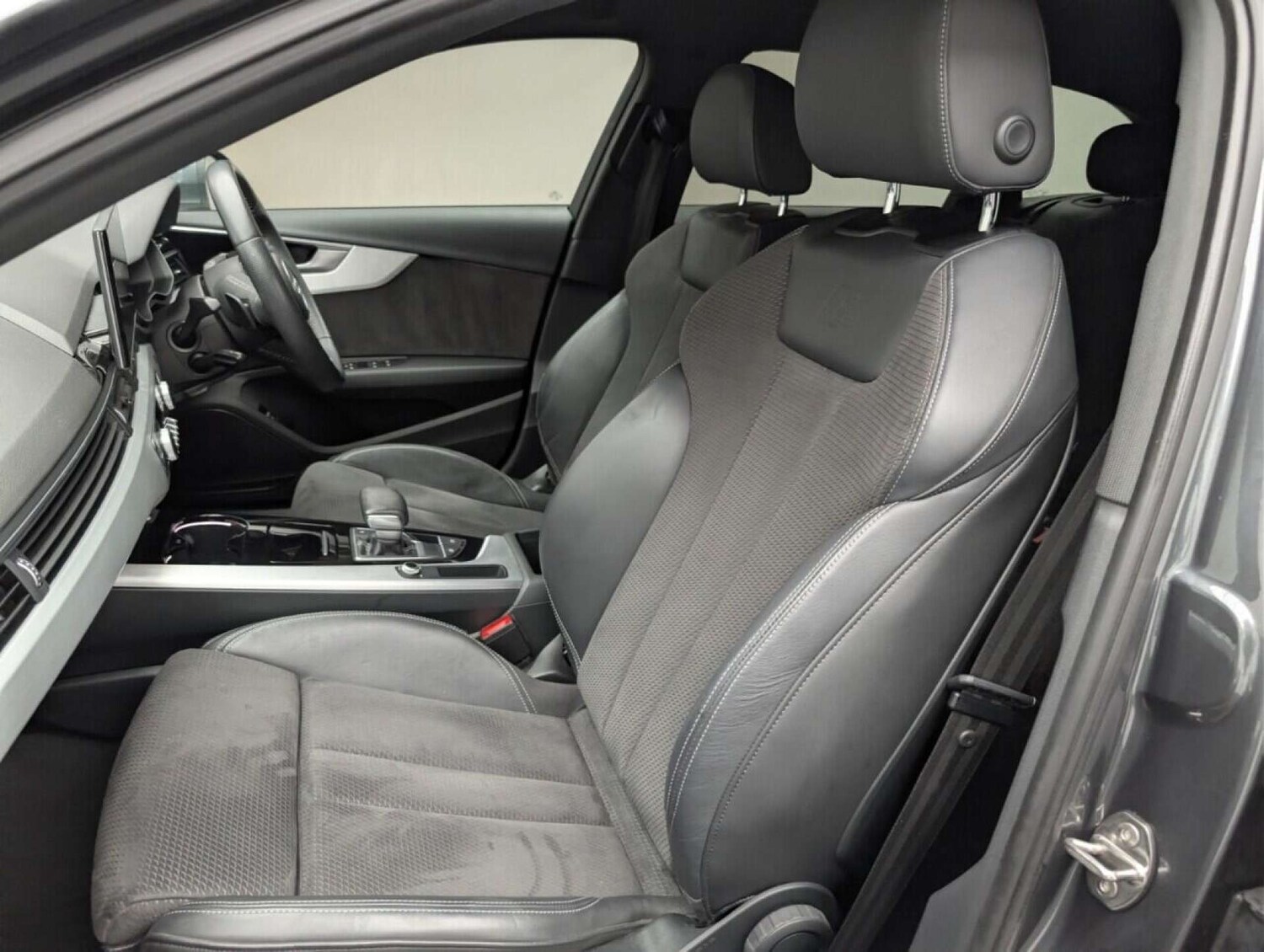 Used Audi A4 2020 for sale - 77713127: Photo 26