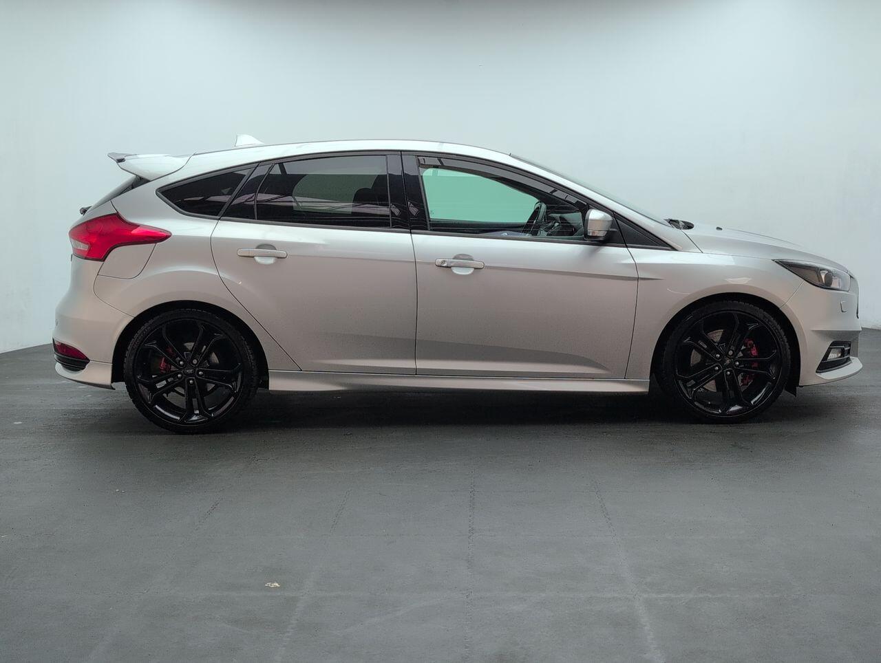 Used Ford Focus 2018 for sale - 76424766: Photo 9