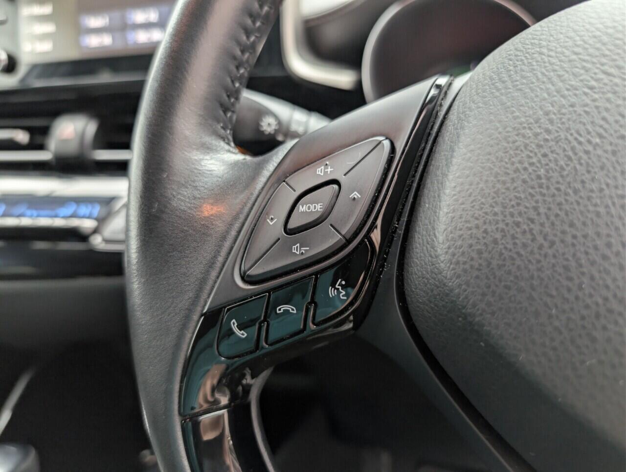 Used Toyota C-HR 2021 for sale - 76645475: Photo 19