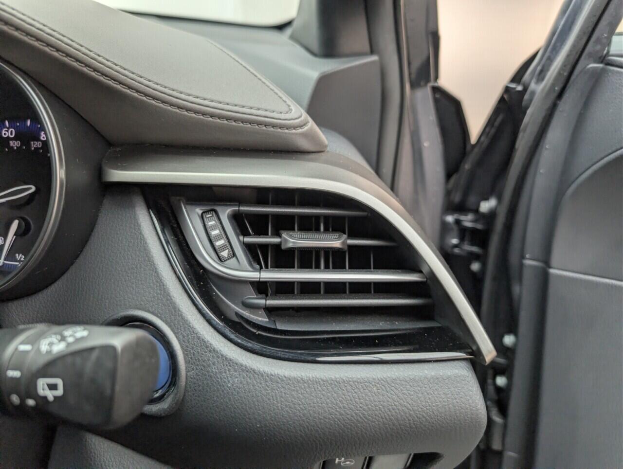 Used Toyota C-HR 2021 for sale - 76645475: Photo 21