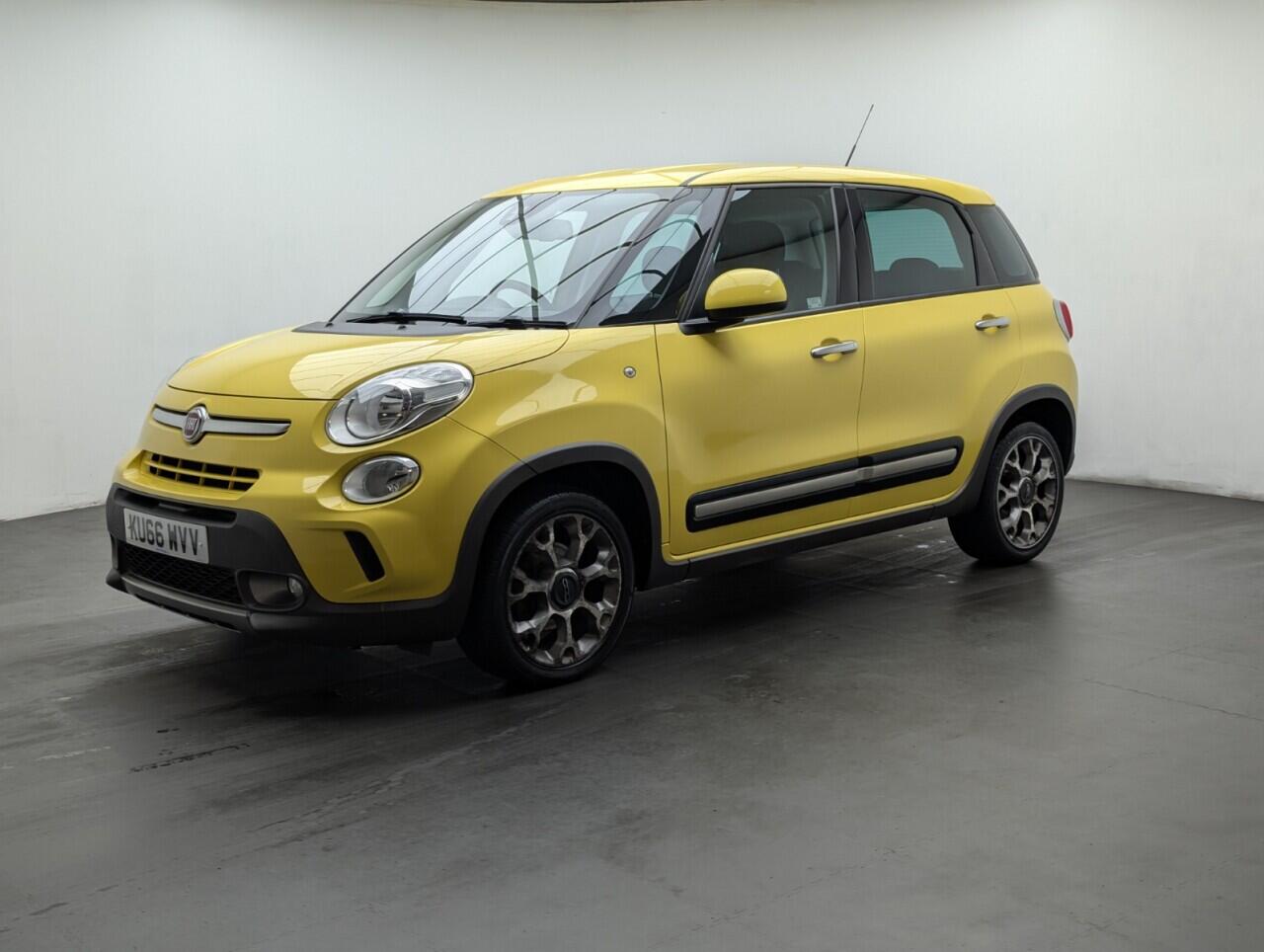 Used Fiat 500L 2016 for sale - 77455672: Photo 4