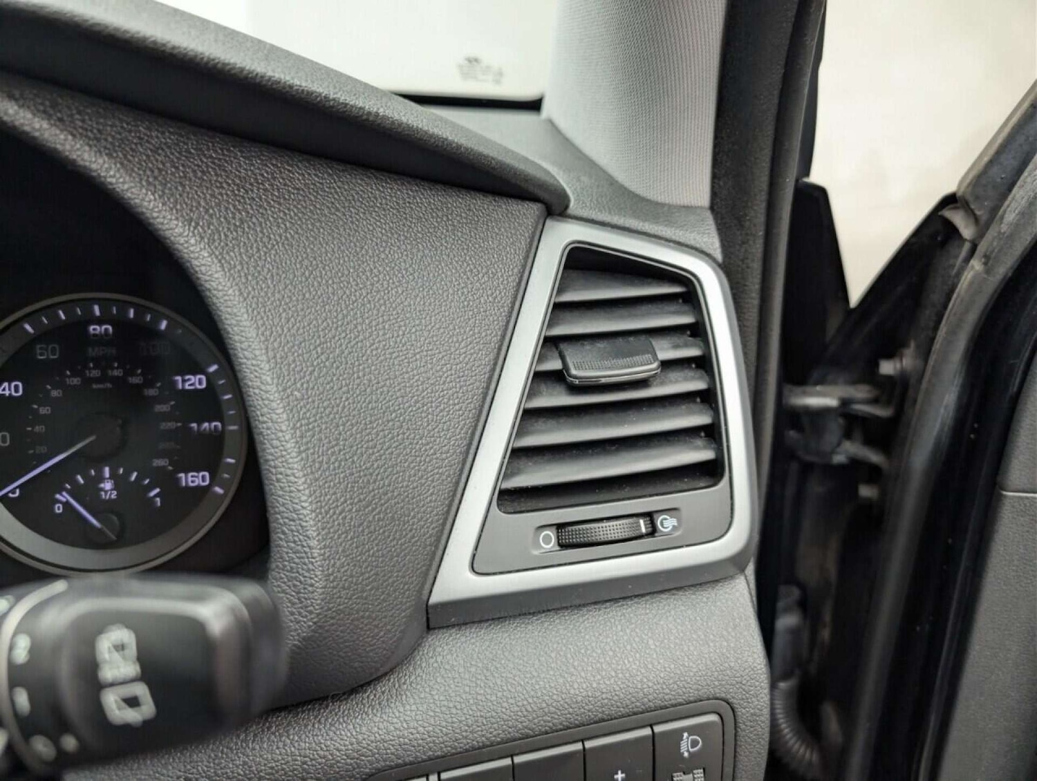 Used Hyundai TUCSON 2018 for sale - 77713081: Photo 19