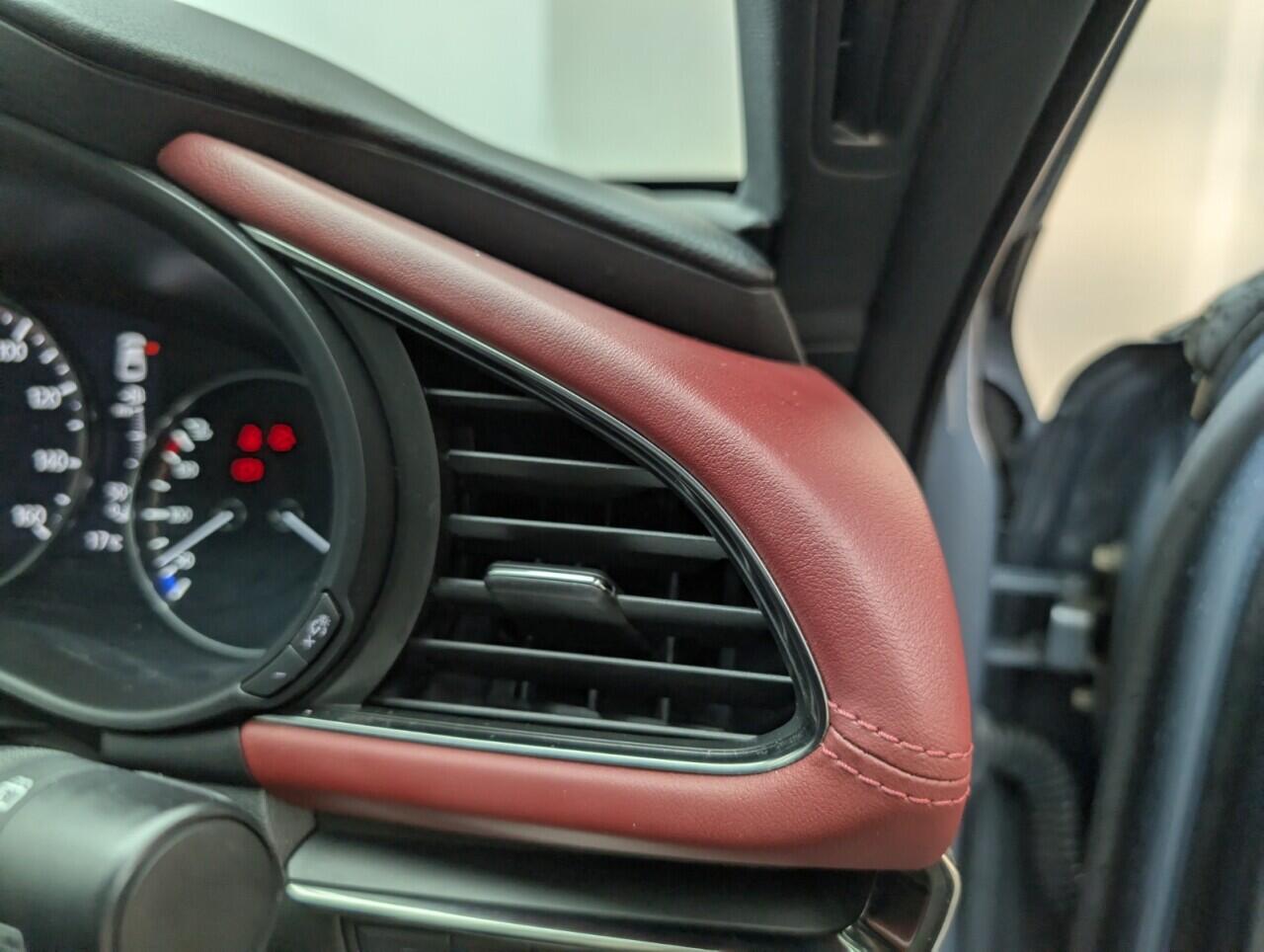 Used Mazda Mazda3 2019 for sale - 76423368: Photo 20