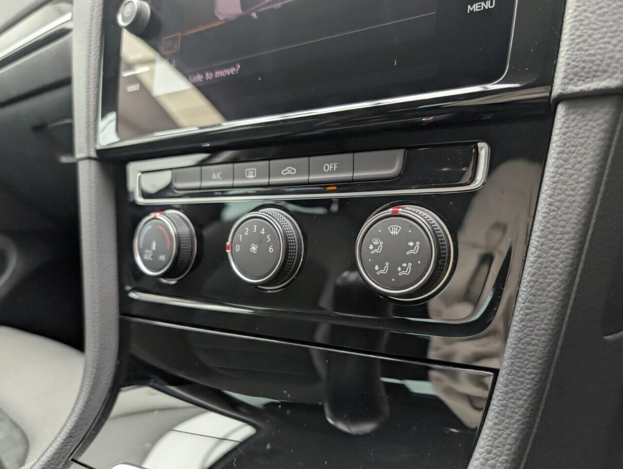 Used Volkswagen Golf 2019 for sale - 76425650: Photo 16