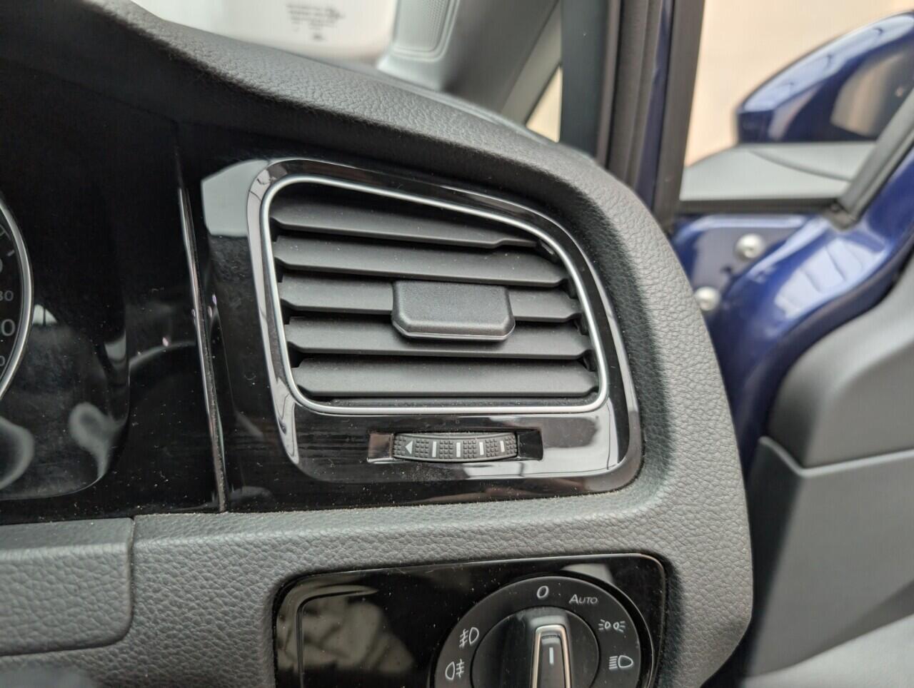 Used Volkswagen Golf 2019 for sale - 76425650: Photo 21