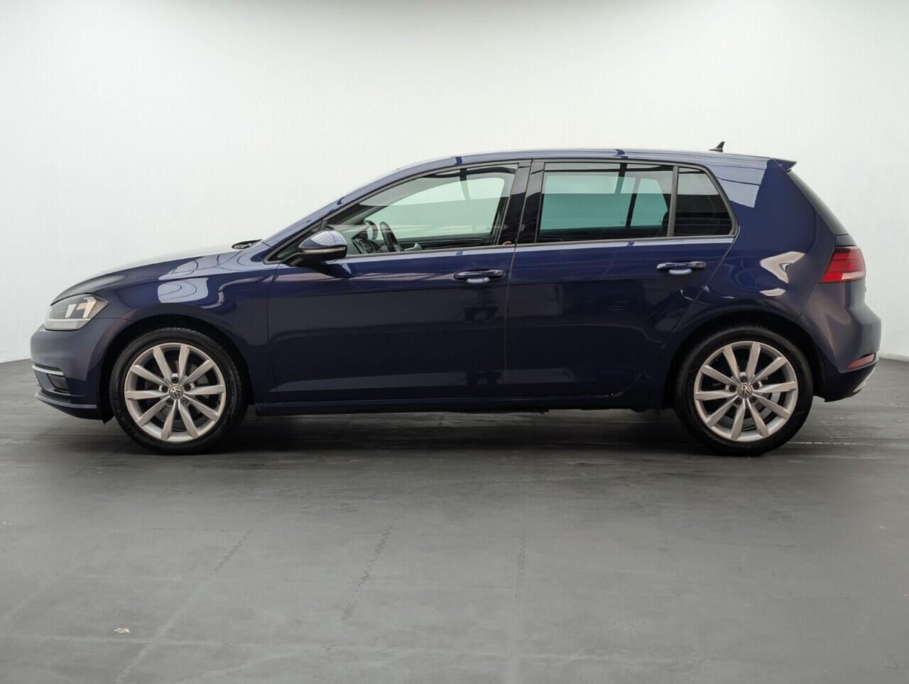 Used Volkswagen Golf 2019 for sale - 76425650: Photo 5