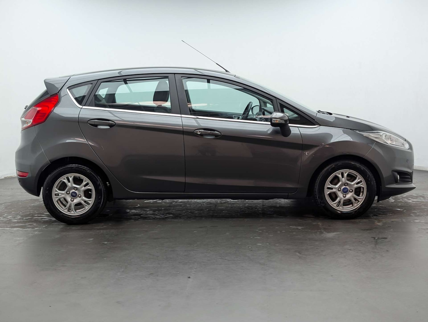 Used Ford Fiesta 2016 for sale - 77988201: Photo 11