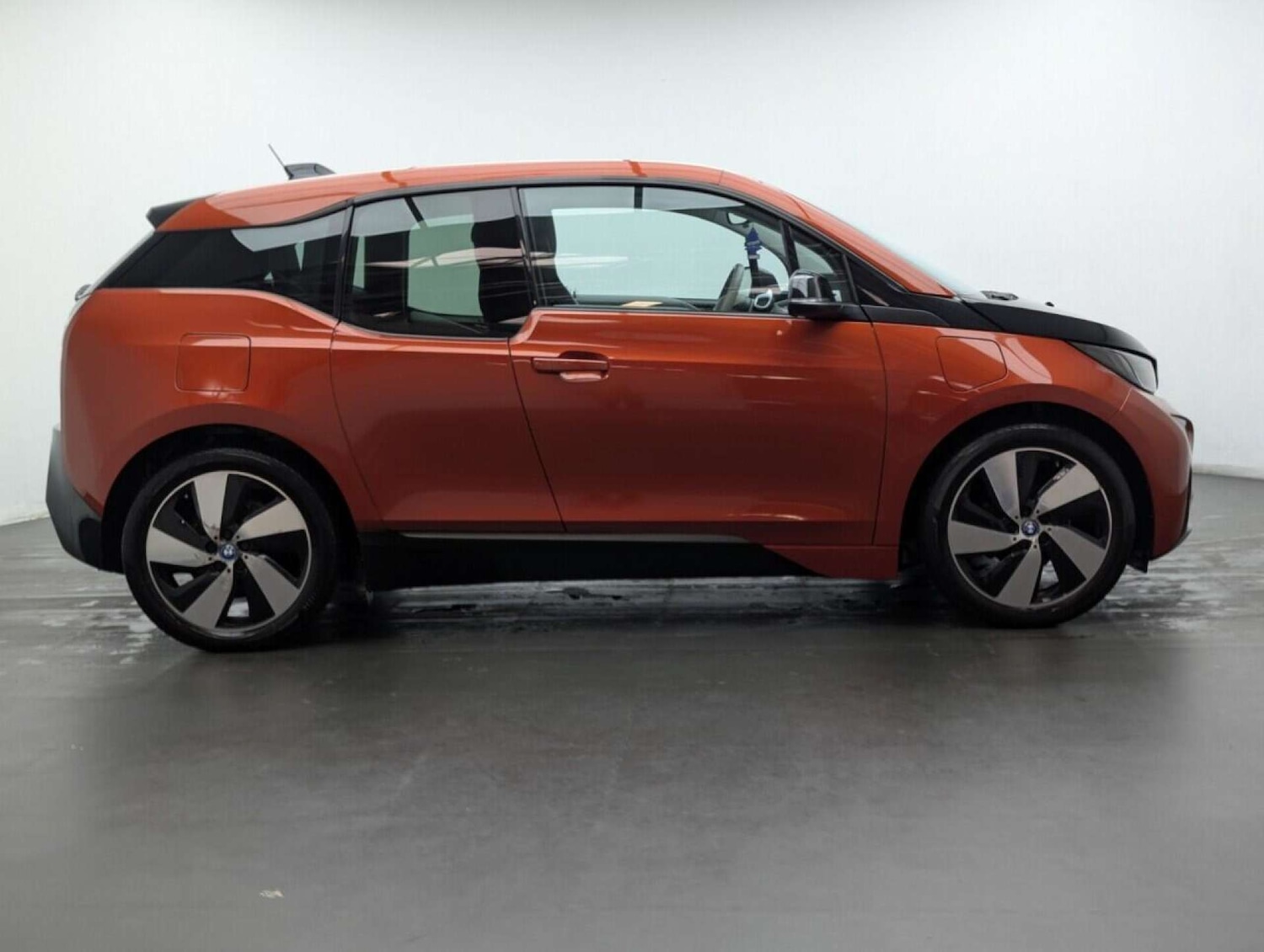 Used BMW i3 2016 for sale - 77933981: Photo 11