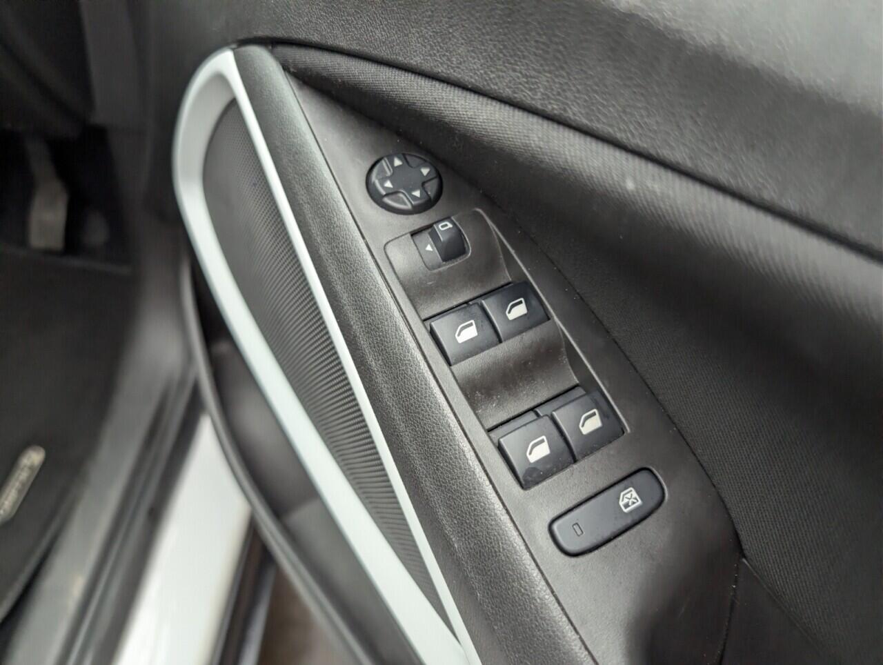 Used Vauxhall Crossland X 2020 for sale - 76424752: Photo 19