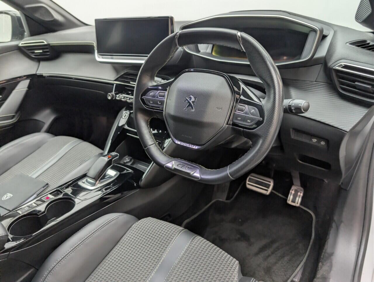 Used Peugeot E-208 2021 for sale - 76472357: Photo 11