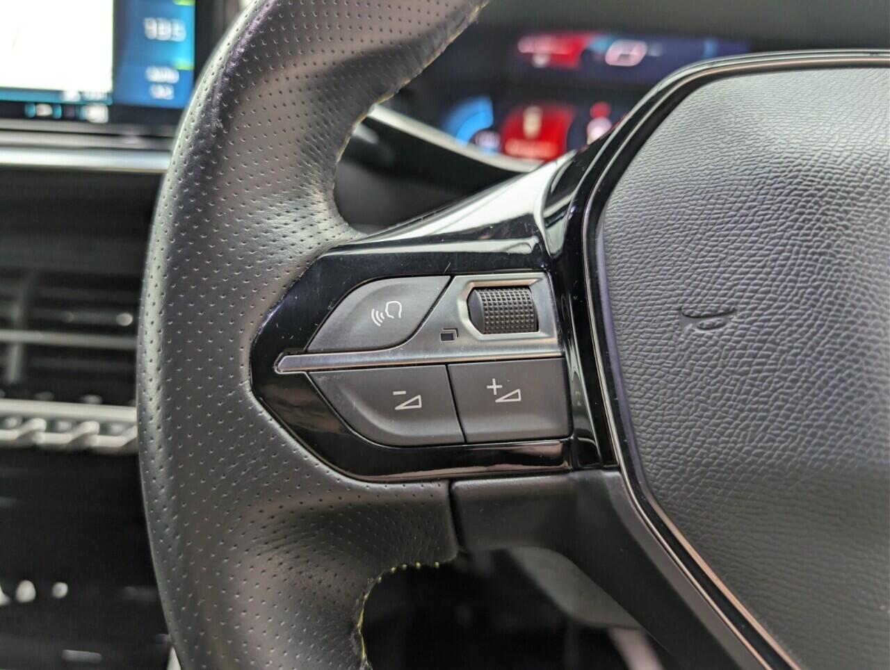 Used Peugeot E-208 2021 for sale - 76472357: Photo 19