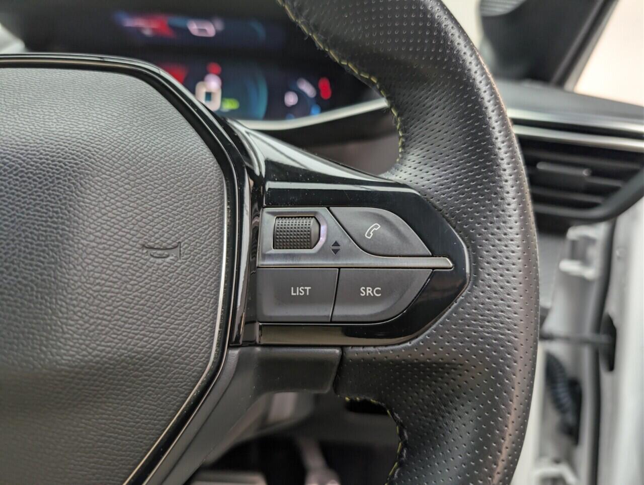 Used Peugeot E-208 2021 for sale - 76472357: Photo 20