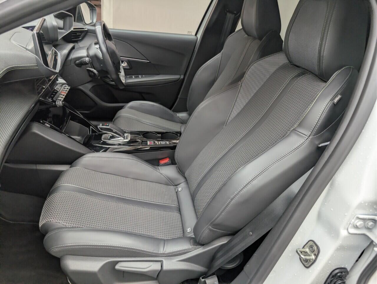 Used Peugeot E-208 2021 for sale - 76472357: Photo 28