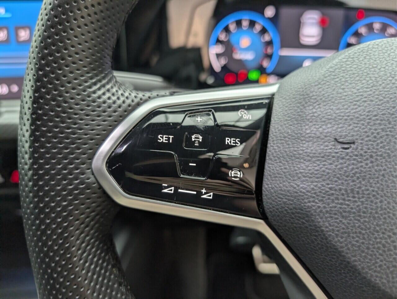 Used Volkswagen Golf 2020 for sale - 76424443: Photo 30