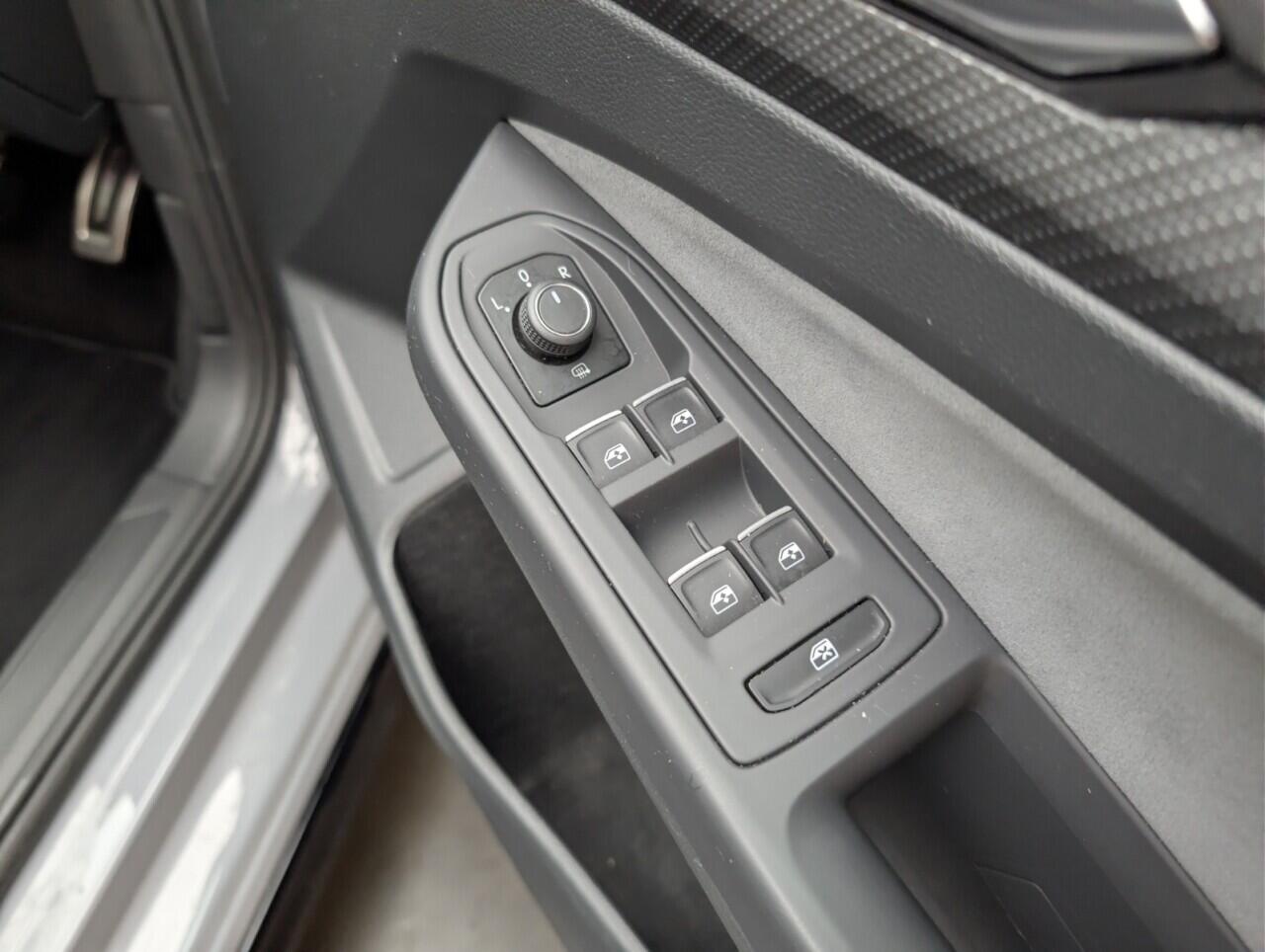 Used Volkswagen Golf 2020 for sale - 76424443: Photo 32