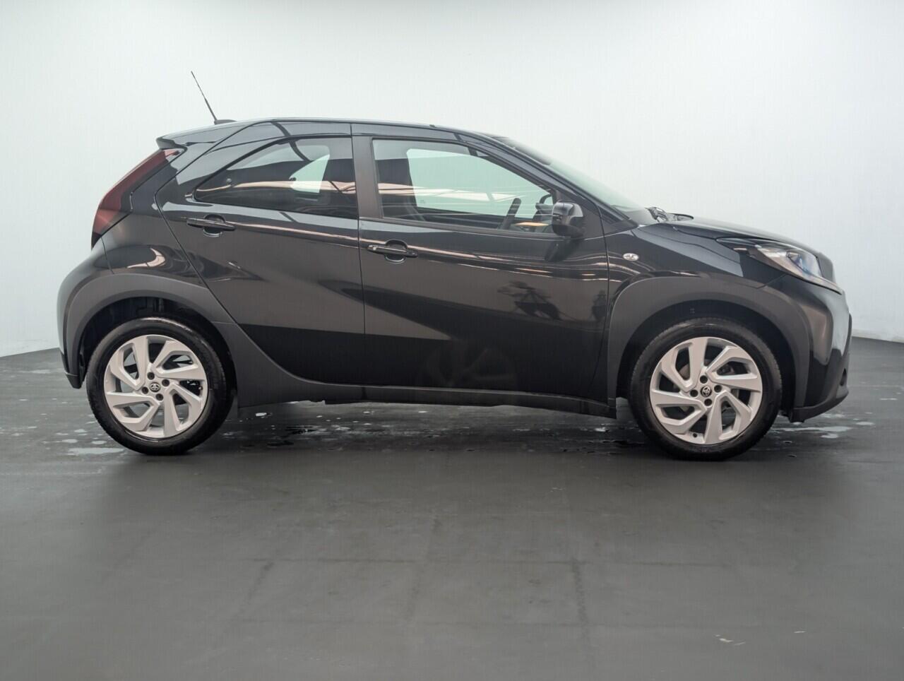 Used Toyota Aygo X 2022 for sale - 76425528: Photo 9