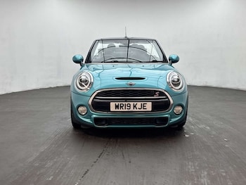 Used MINI Convertible 2019 for sale - 79210593: Photo