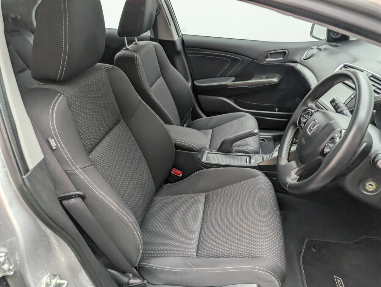 Used Honda Civic 2015 for sale - 76607871: Photo 12