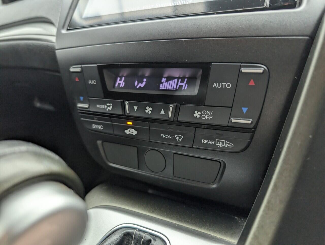 Used Honda Civic 2015 for sale - 76607871: Photo 16