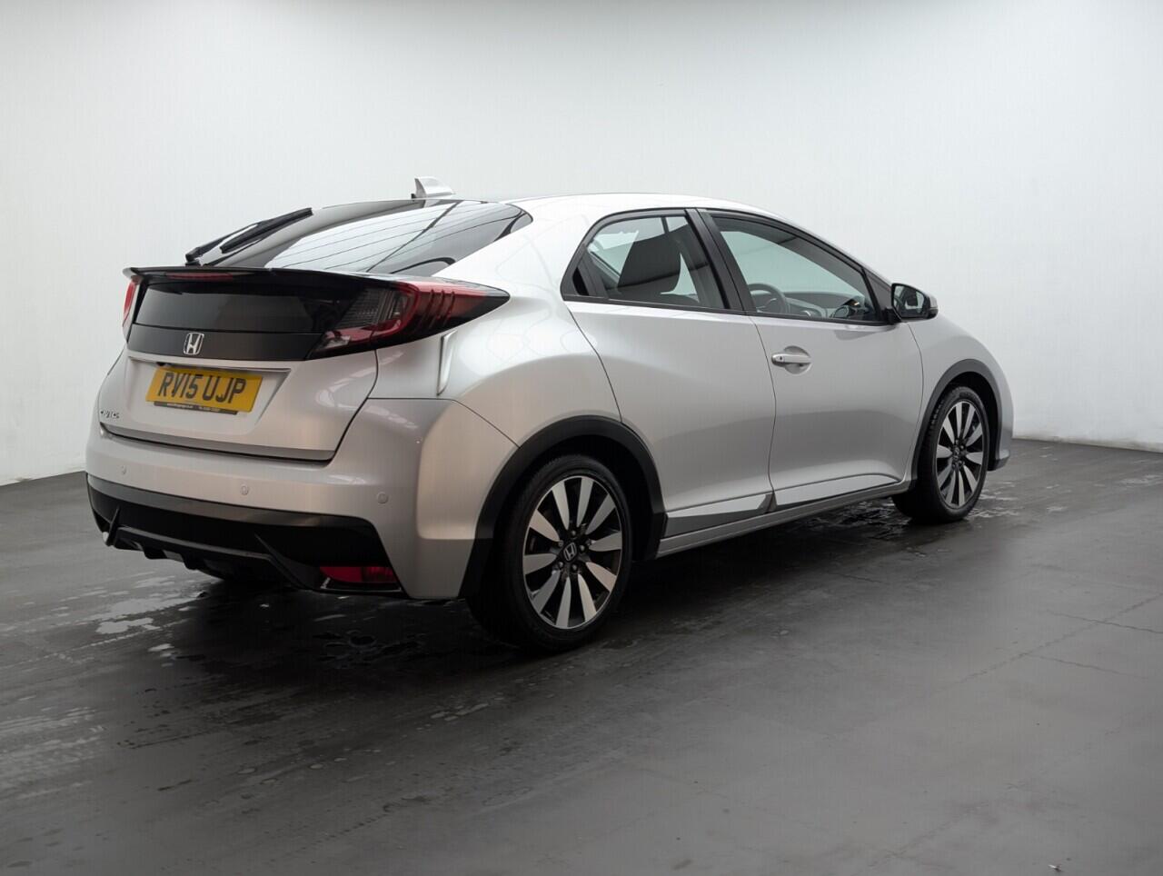 Used Honda Civic 2015 for sale - 76607871: Photo 8