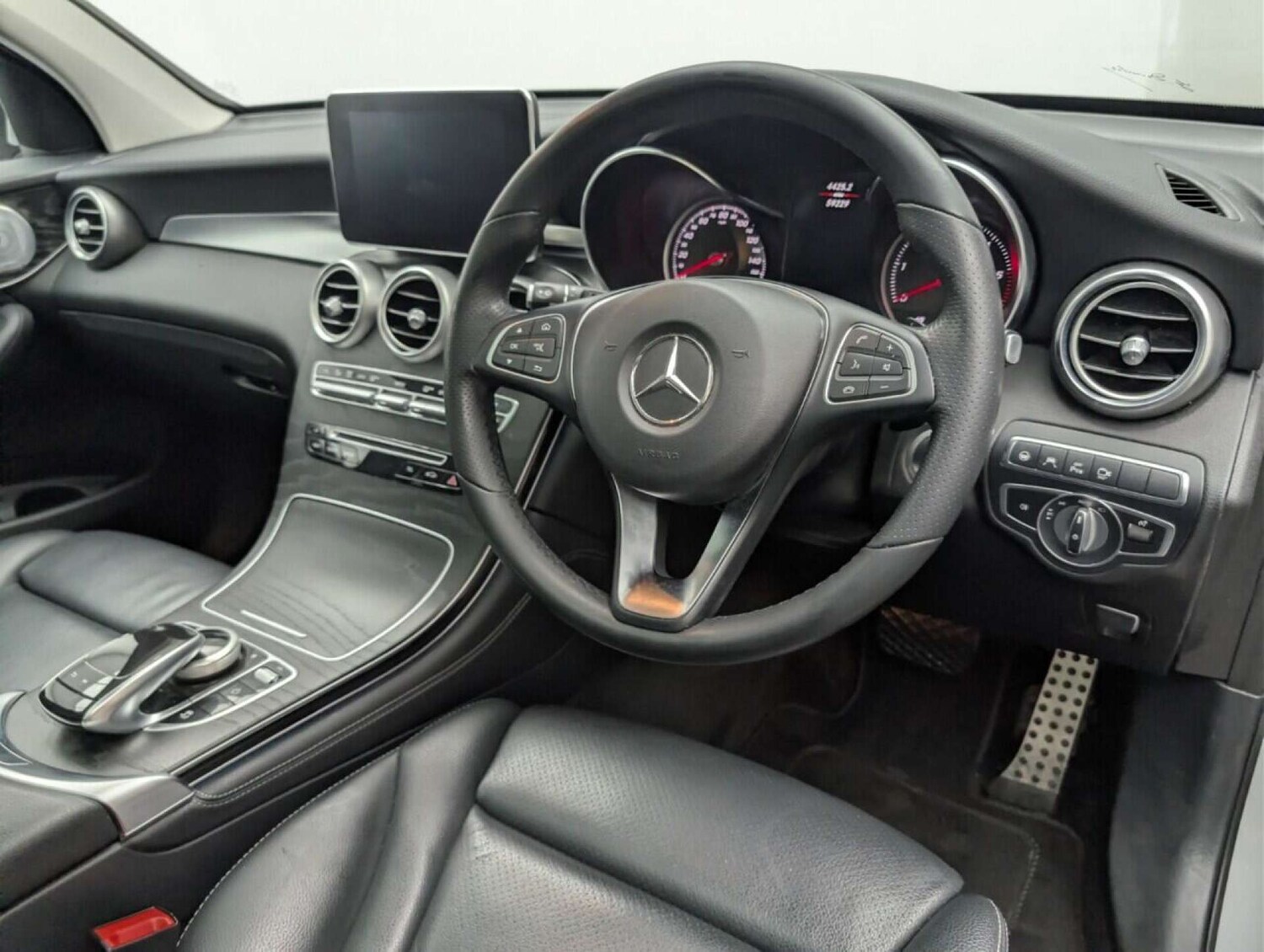 Used Mercedes-Benz GLC 2018 for sale - 77714142: Photo 11