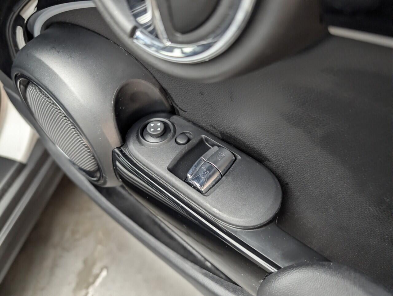 Used MINI Electric Hatch 2021 for sale - 76473309: Photo 21