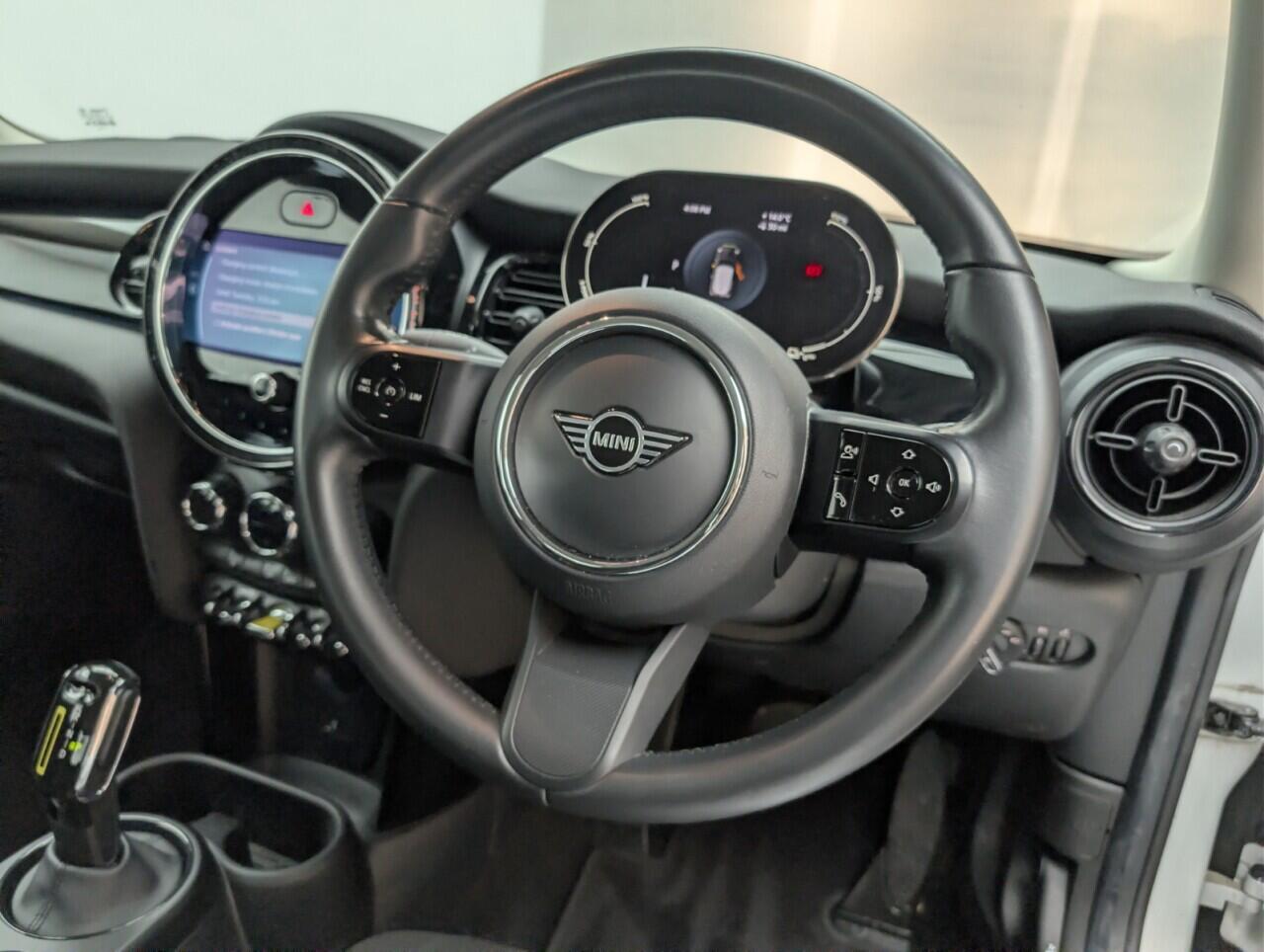 Used MINI Electric Hatch 2021 for sale - 76473309: Photo 22