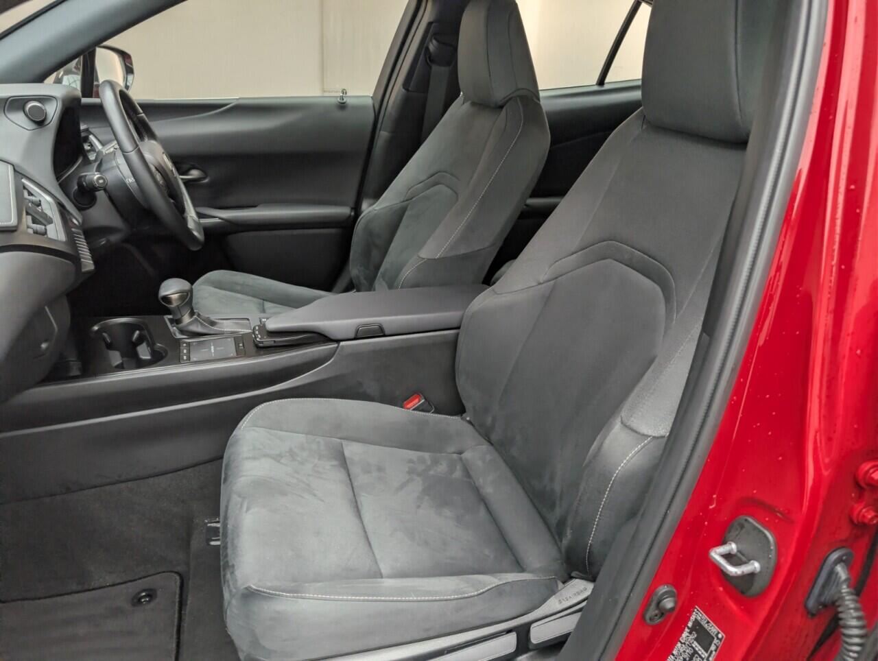 Used Lexus UX 2022 for sale - 76657849: Photo 26