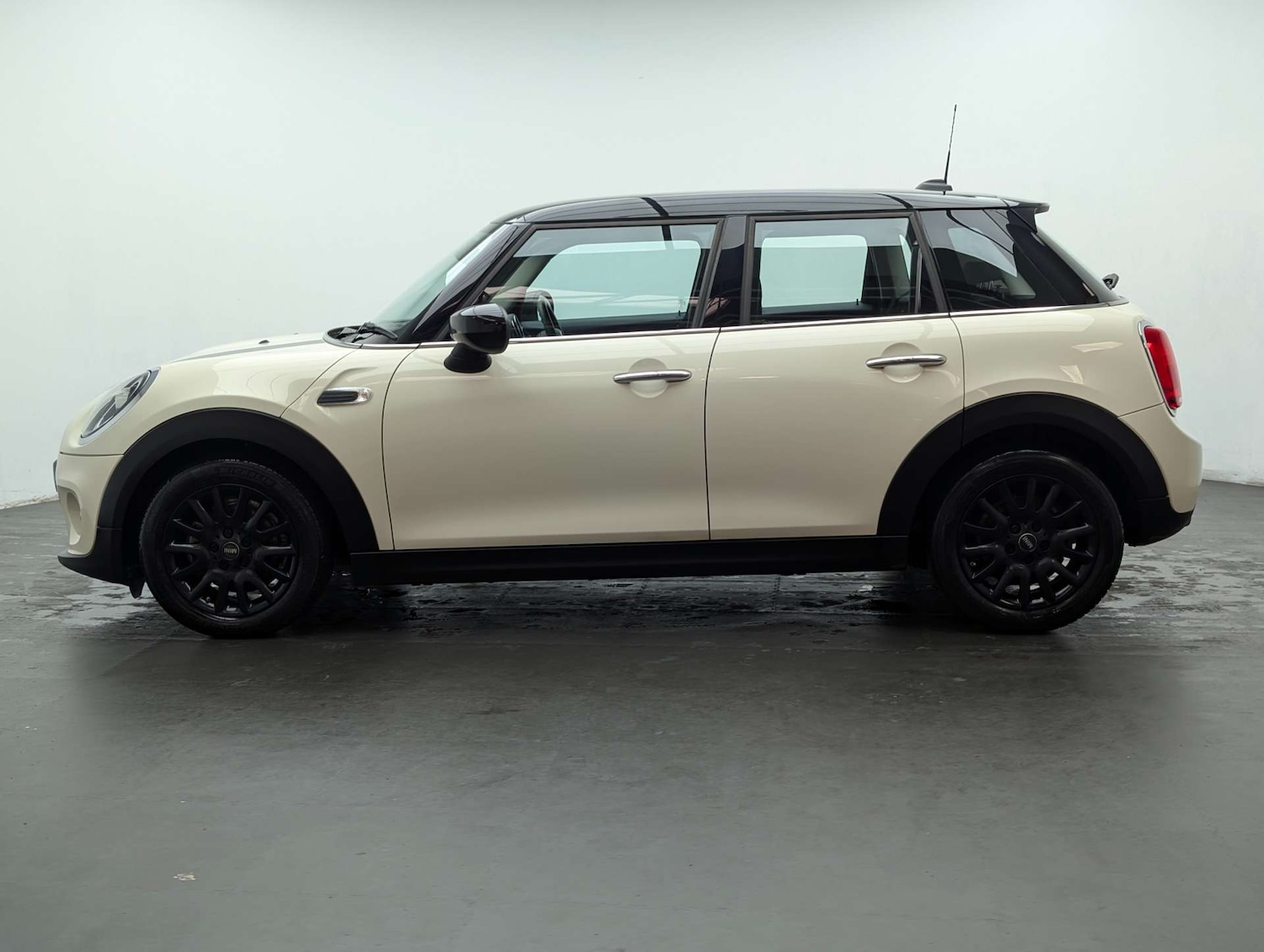 Used MINI Hatch 2020 for sale - 78123013: Photo 6