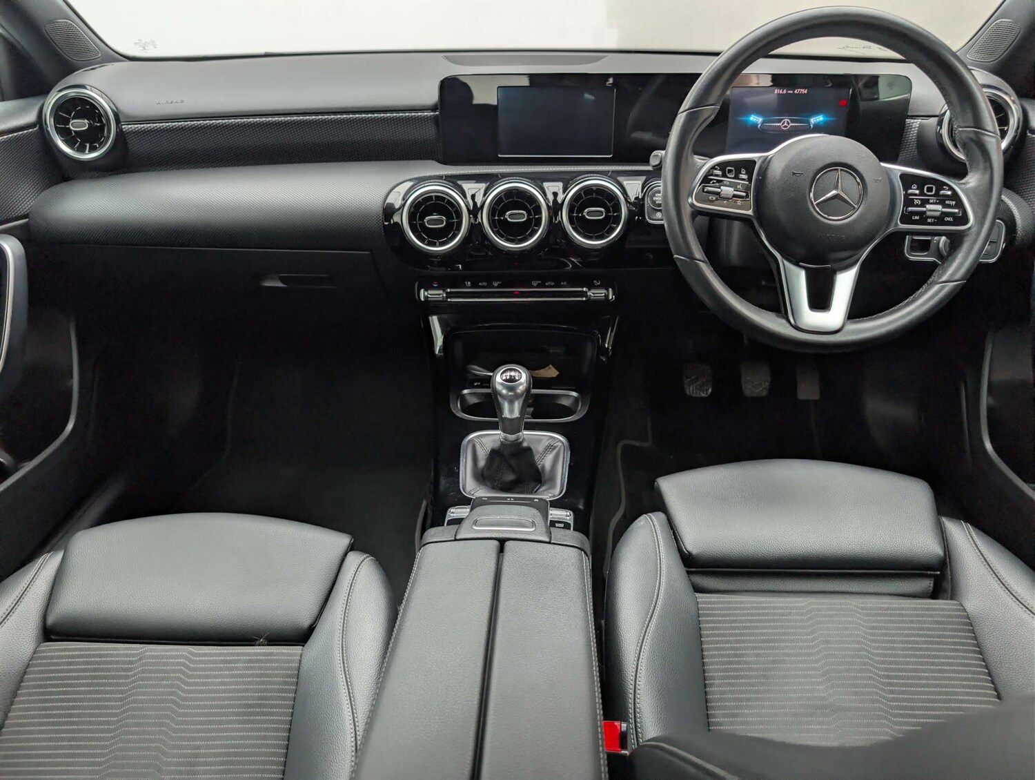 Used Mercedes-Benz A-Class 2019 for sale - 78064614: Photo 19